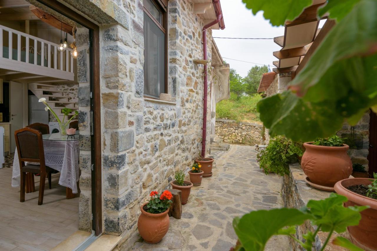 Nikithianos Platipodi Stone Houseヴィラ エクステリア 写真