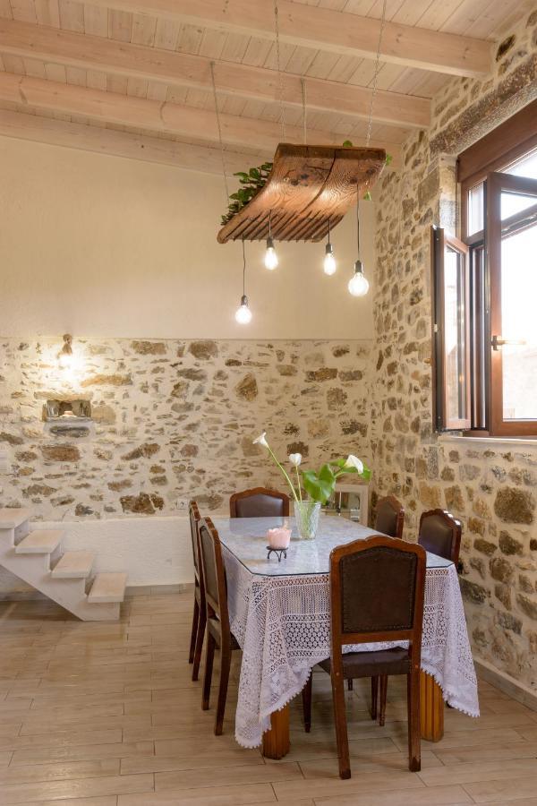 Nikithianos Platipodi Stone Houseヴィラ エクステリア 写真