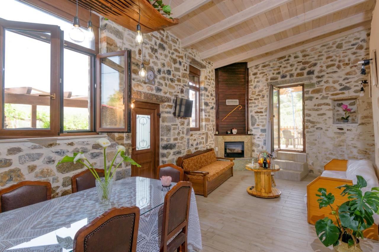 Nikithianos Platipodi Stone Houseヴィラ エクステリア 写真