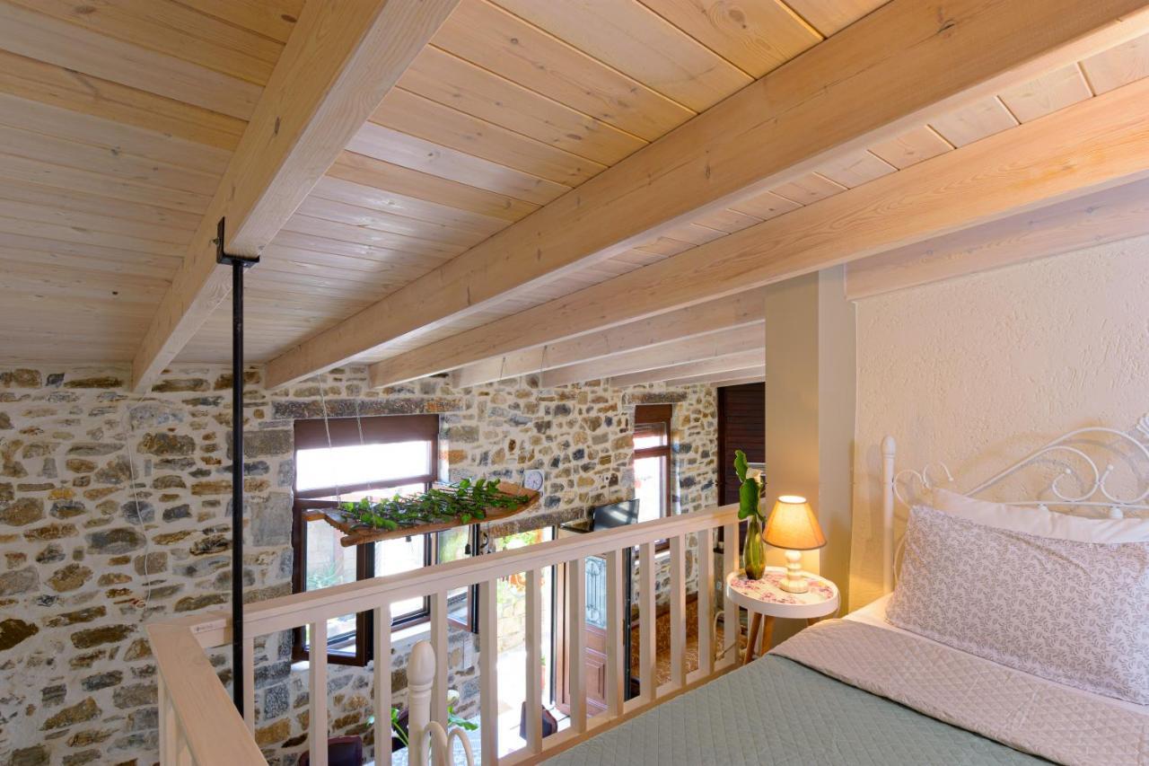 Nikithianos Platipodi Stone Houseヴィラ エクステリア 写真